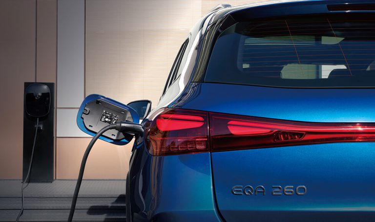 Mercedes EQA